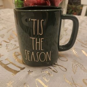 NWT Rae Dunn Tis The Season Christmas Mug